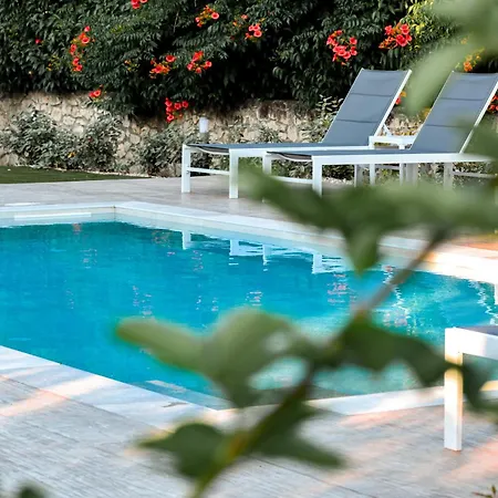 Private Karavia 别墅